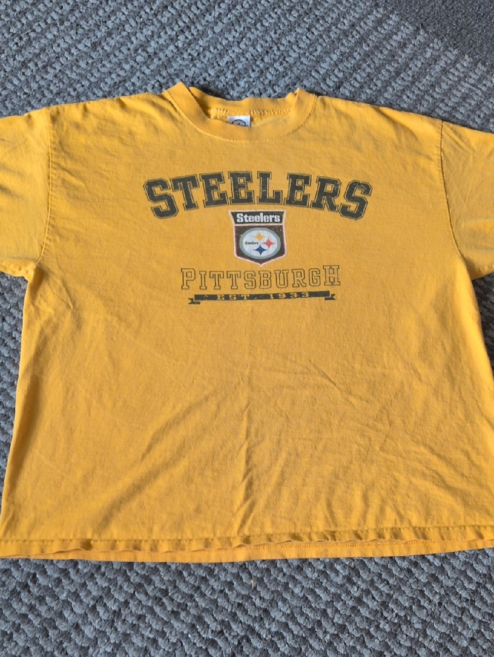 Vintage Delta Pittsburgh Steelers Yellow Short Sleeve Tee